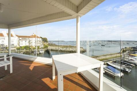 110 Moriconium Quay-17.jpg