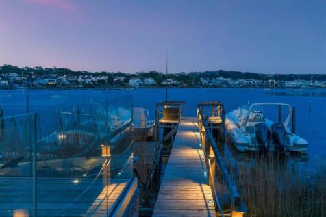 Jetty