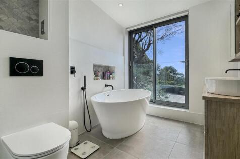 En Suite Man