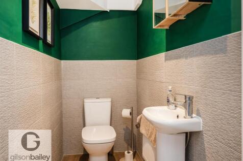20MoneyRoad-58.jpg