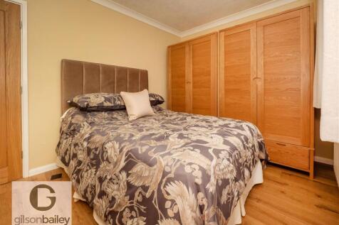 1BourneClose-2.jpg