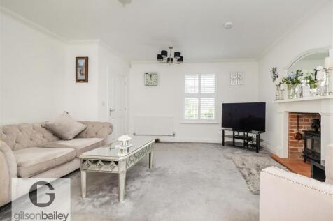 12MoffettRoad-61.jpg