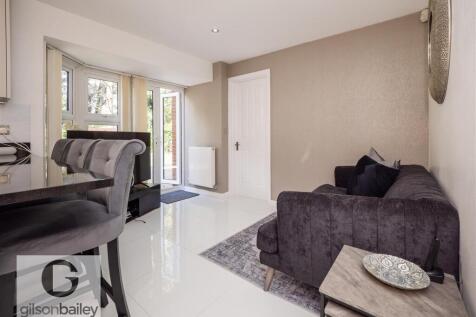 72WindsorParkGardens-11.jpg