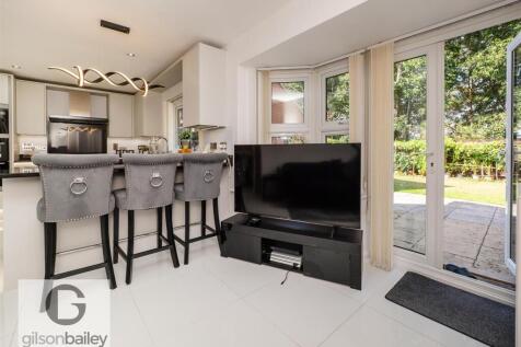 72WindsorParkGardens-13.jpg