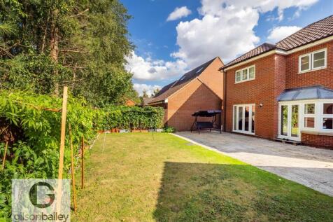 72WindsorParkGardens-6.jpg