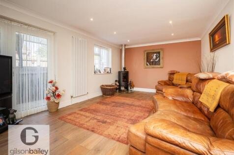 Larkfield-35.jpg