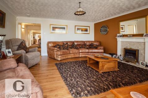 Larkfield-12.jpg