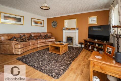 Larkfield-8.jpg