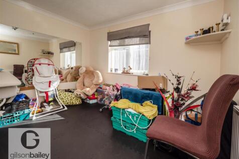 Larkfield-22.jpg