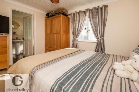 Larkfield-27.jpg