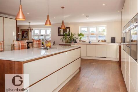 Larkfield-40.jpg
