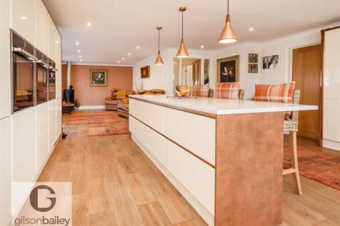 Larkfield-42.jpg