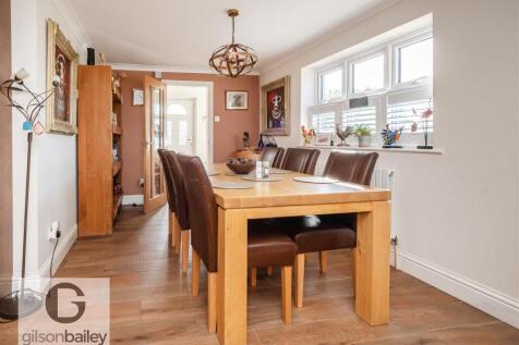 Larkfield-44.jpg