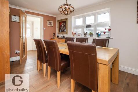 Larkfield-49.jpg