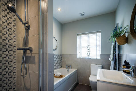 Bathroom 3 - Wins...