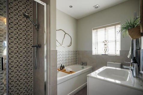 Bathroom 2 - Wins...
