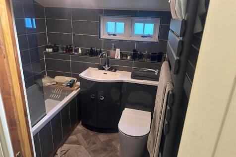 Annex Bathroom