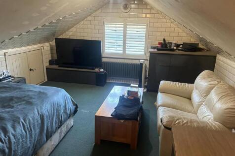 Annex Studio Room