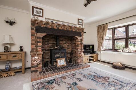 Feature Fireplace