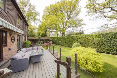 Deck &amp; Garden