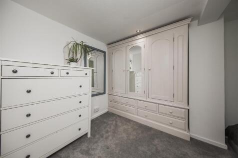 Dressing Space