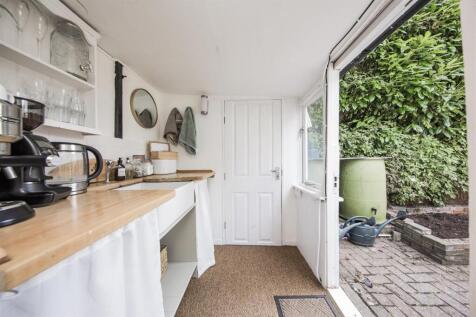 Garden Kitchen