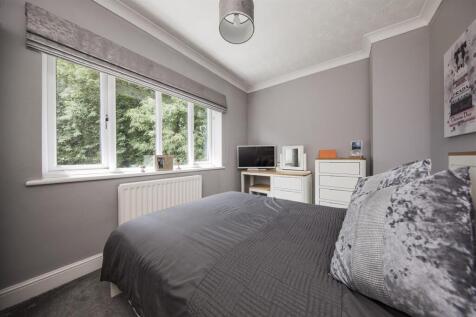 Bedroomn