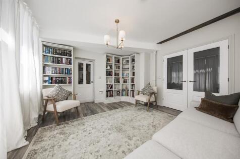 Snug / Library