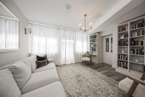 Snug / Library