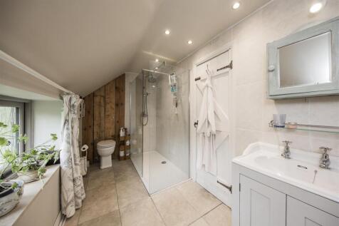 Ensuite to Master
