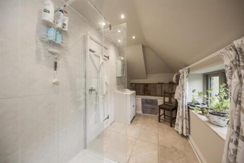 Ensuite to Master