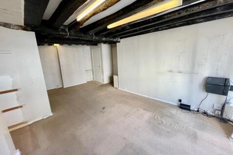 Ground Floor Reception