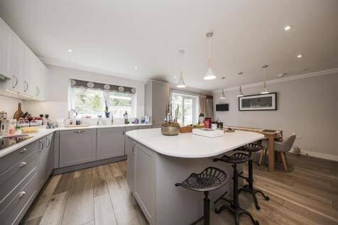 Open Plan Kitchen Diner