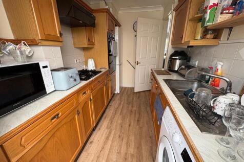 kitchen1.jpg