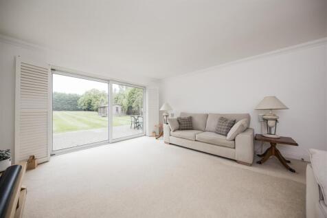 Lounge overlooking the garden
