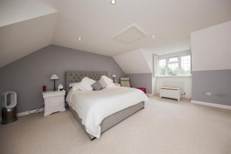 Large Double Bedroom