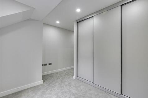8 Bedroom.jpg