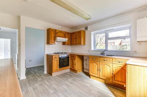 10 Kitchen.jpg