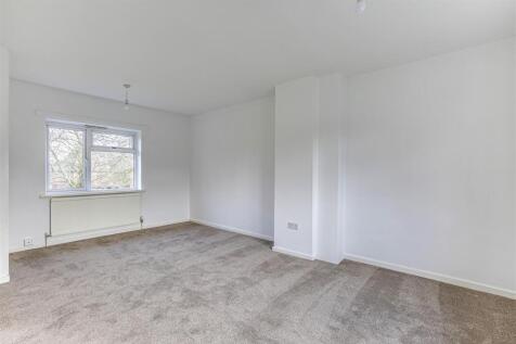 10 Bedroom 1.jpg