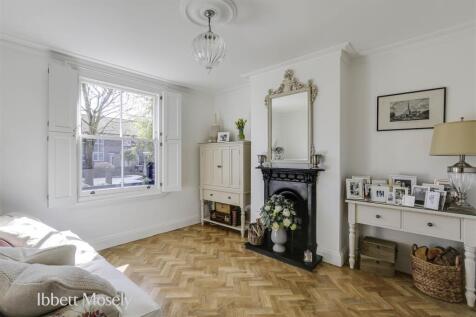 5 Sitting Room.jpg
