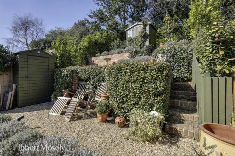 28 Garden.jpg