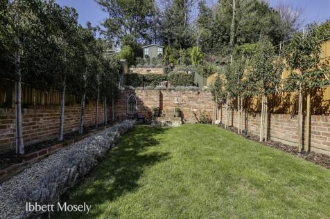 26 Garden.jpg