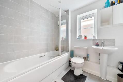 Bathroom.jpg