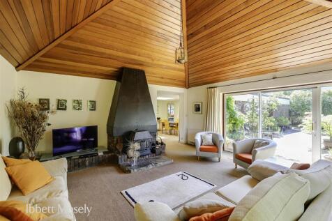 7 Reception Room.jpg