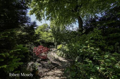 33 Garden.jpg