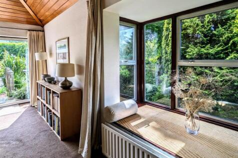 Oriel Window - June.jpg