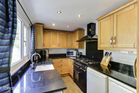 New Kitchen - May 25.jpg