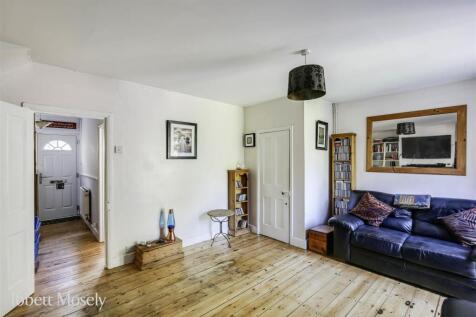 Mew Reception room - May 25.jpg