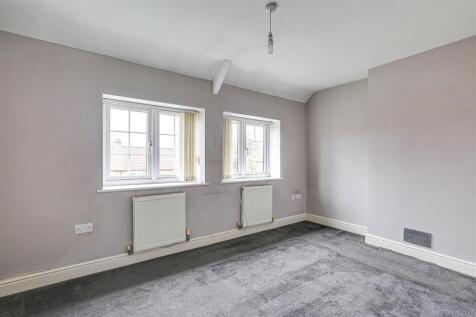 7 Bedroom 1.jpg