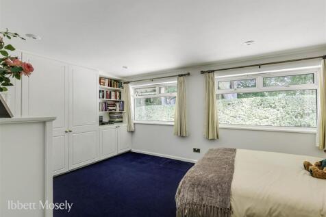 25 Bedroom two.jpg
